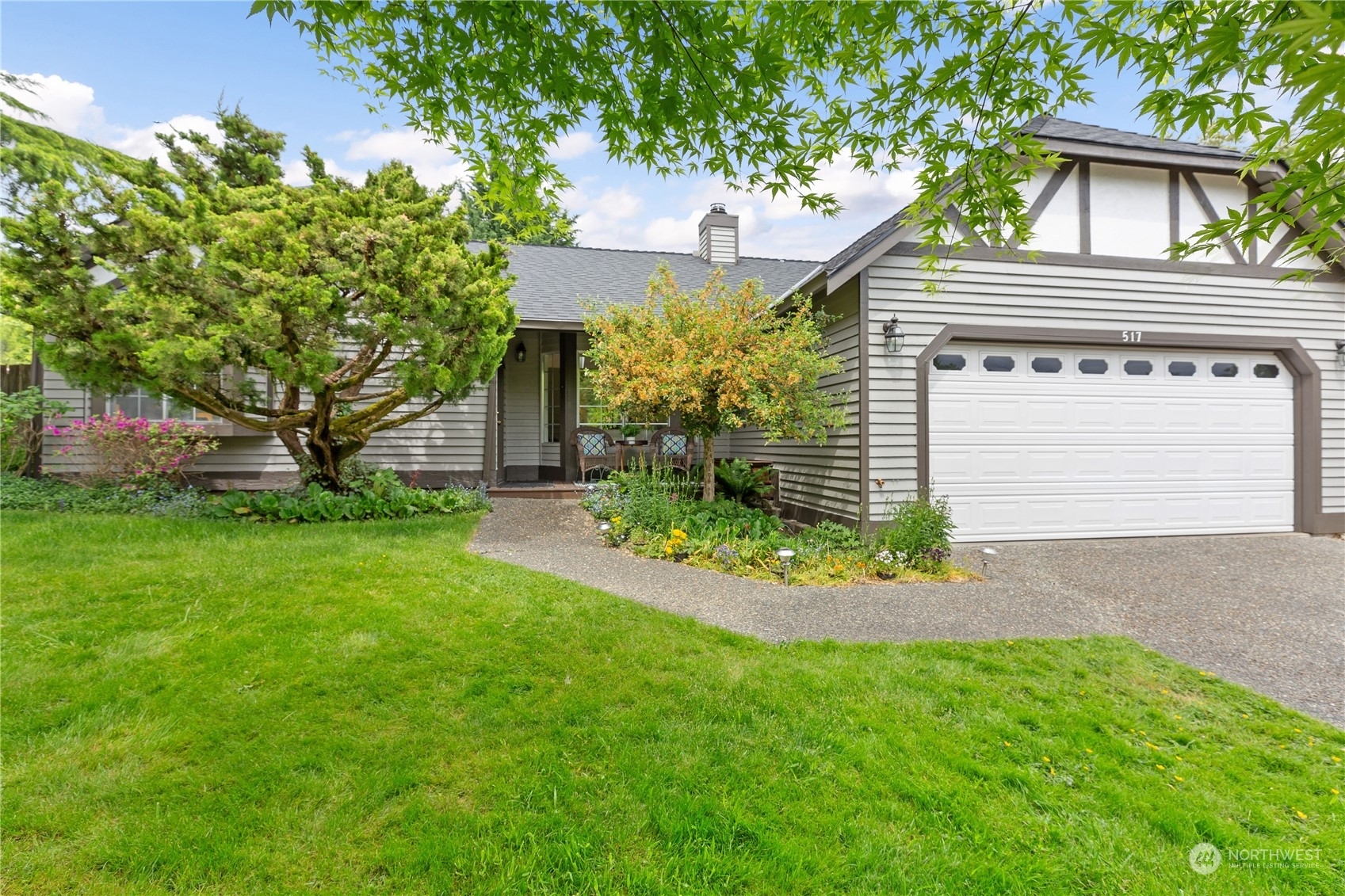Property Photo: 517 167th Street SE WA 98012
