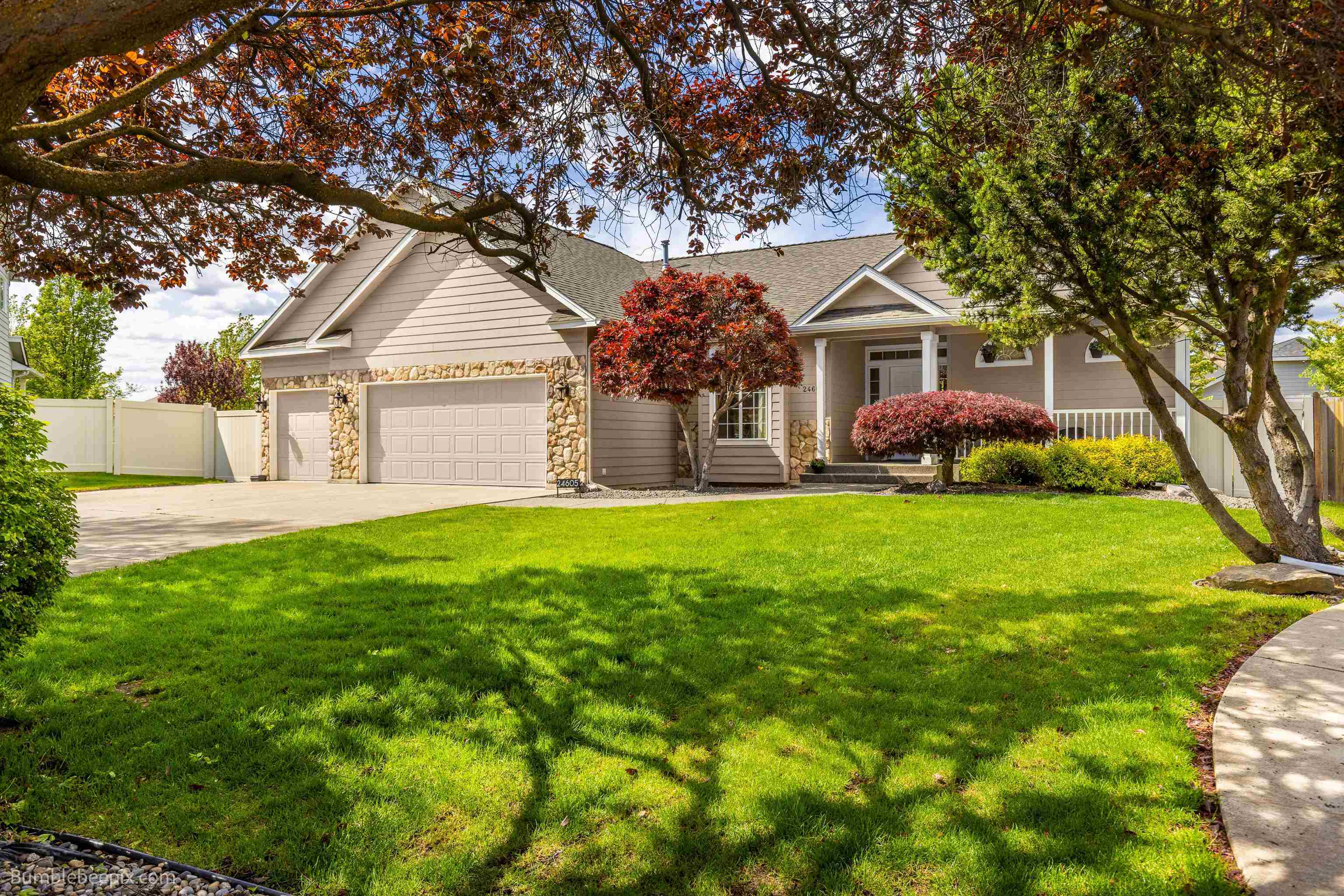 Property Photo:  24605 E Sinto Ln  WA 99019 