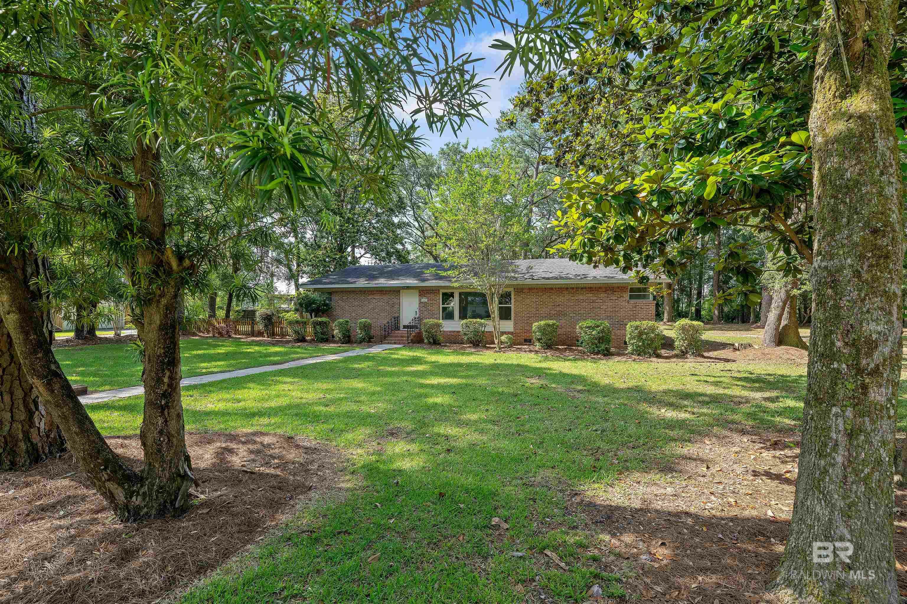 Property Photo:  850 Hancock Road  AL 36532 