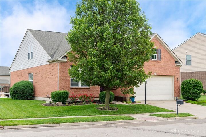 1648 N Wood Creek Drive  Clearcreek Twp OH 45458 photo