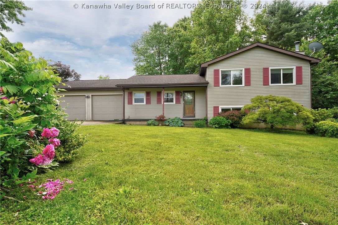 Property Photo:  16 Bette Lane  WV 25526 