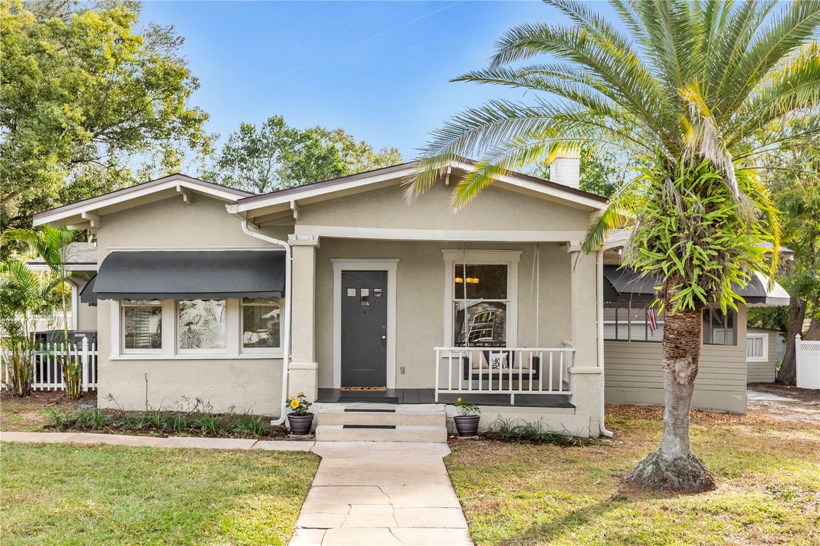 Property Photo:  1621 Bowman Street  FL 34711 