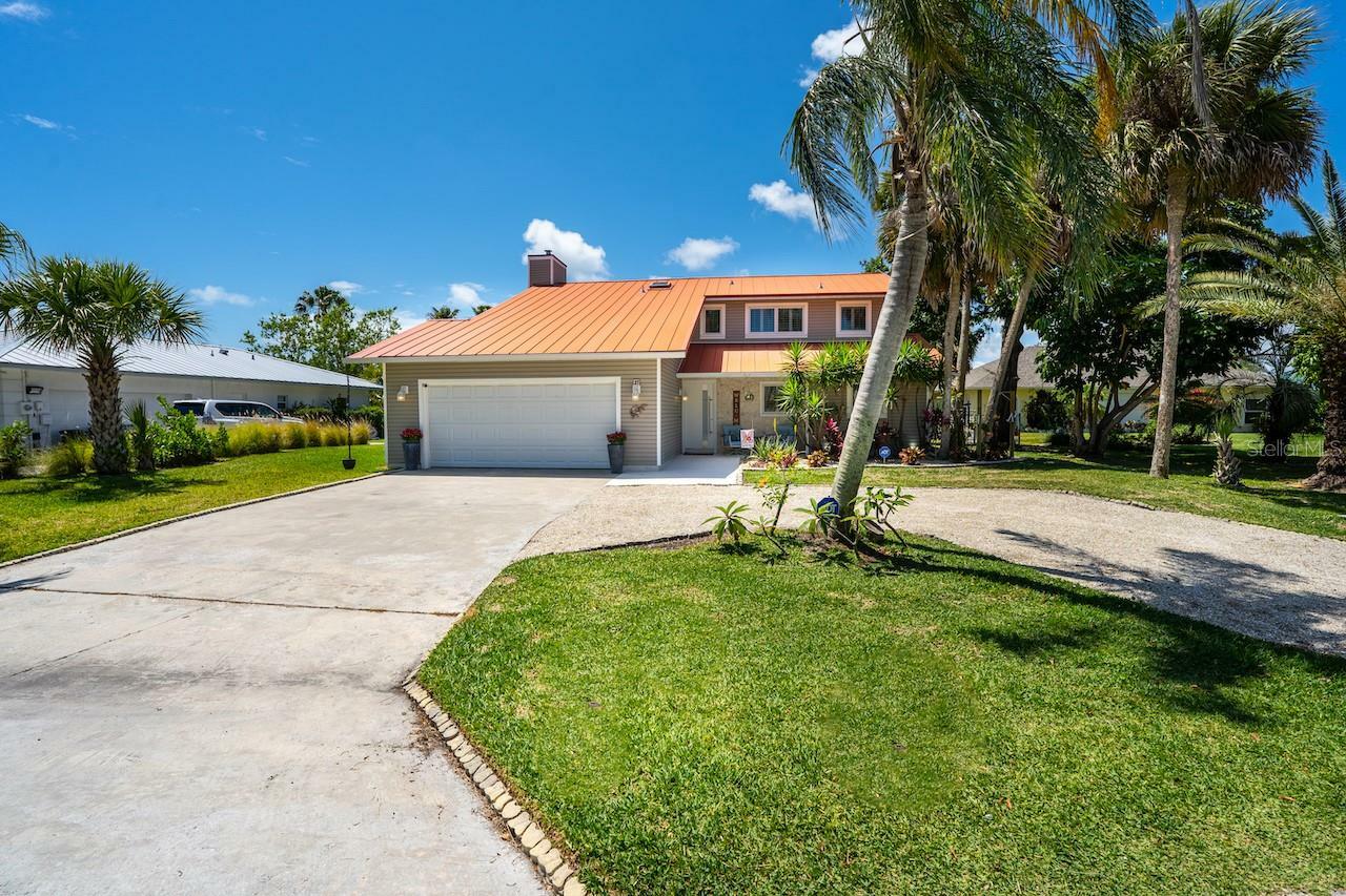 Property Photo:  27 Sea Gull Avenue  FL 32960 