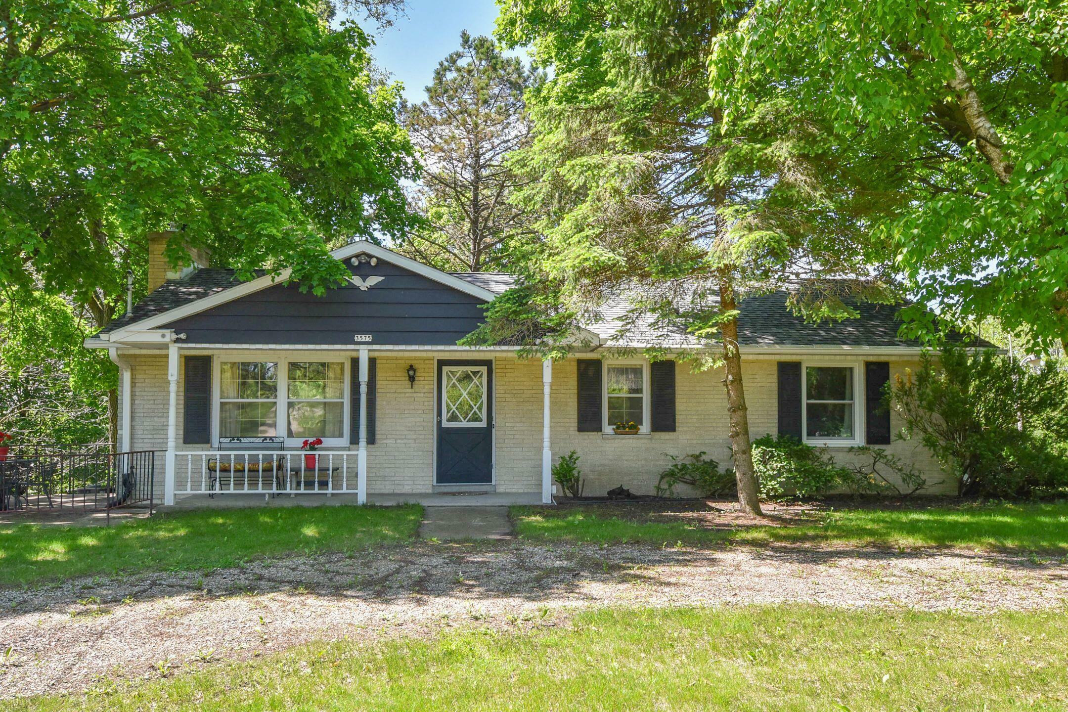 Property Photo: 3575 Pleasant Valley Rd WI 53095