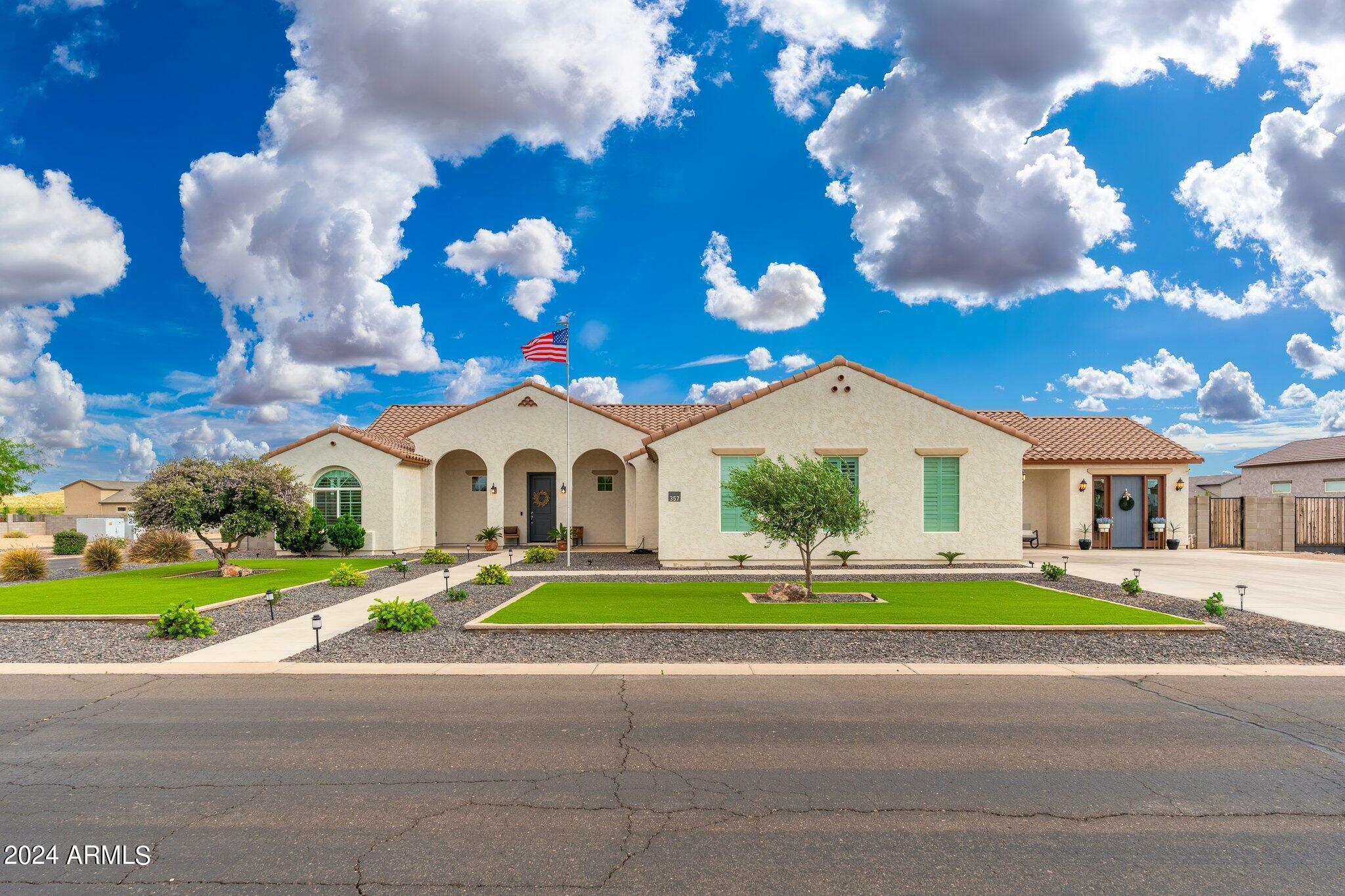 Property Photo:  357 W Haxtun Street  AZ 85143 