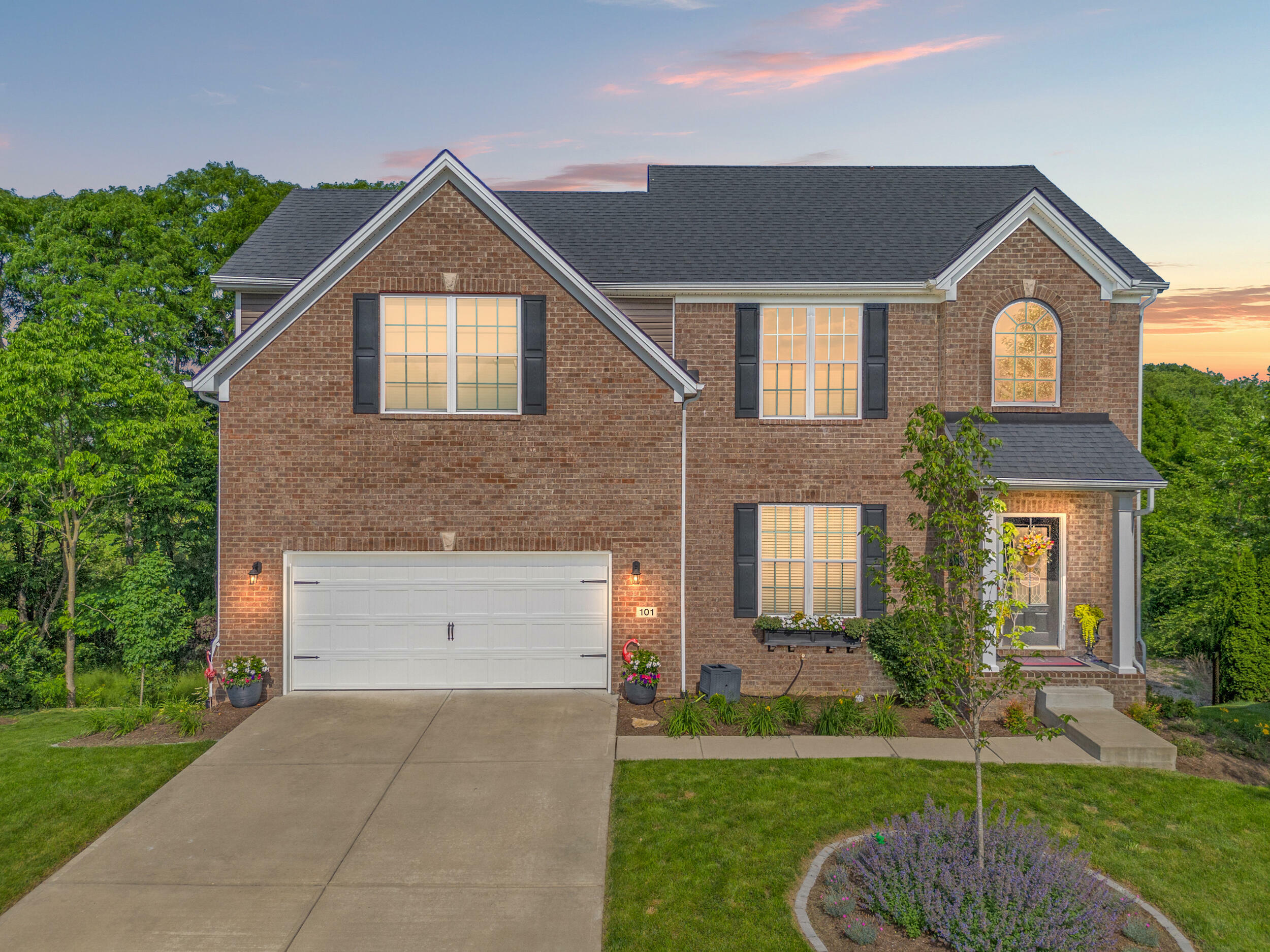 Property Photo: 101 Corolla Circle KY 40324