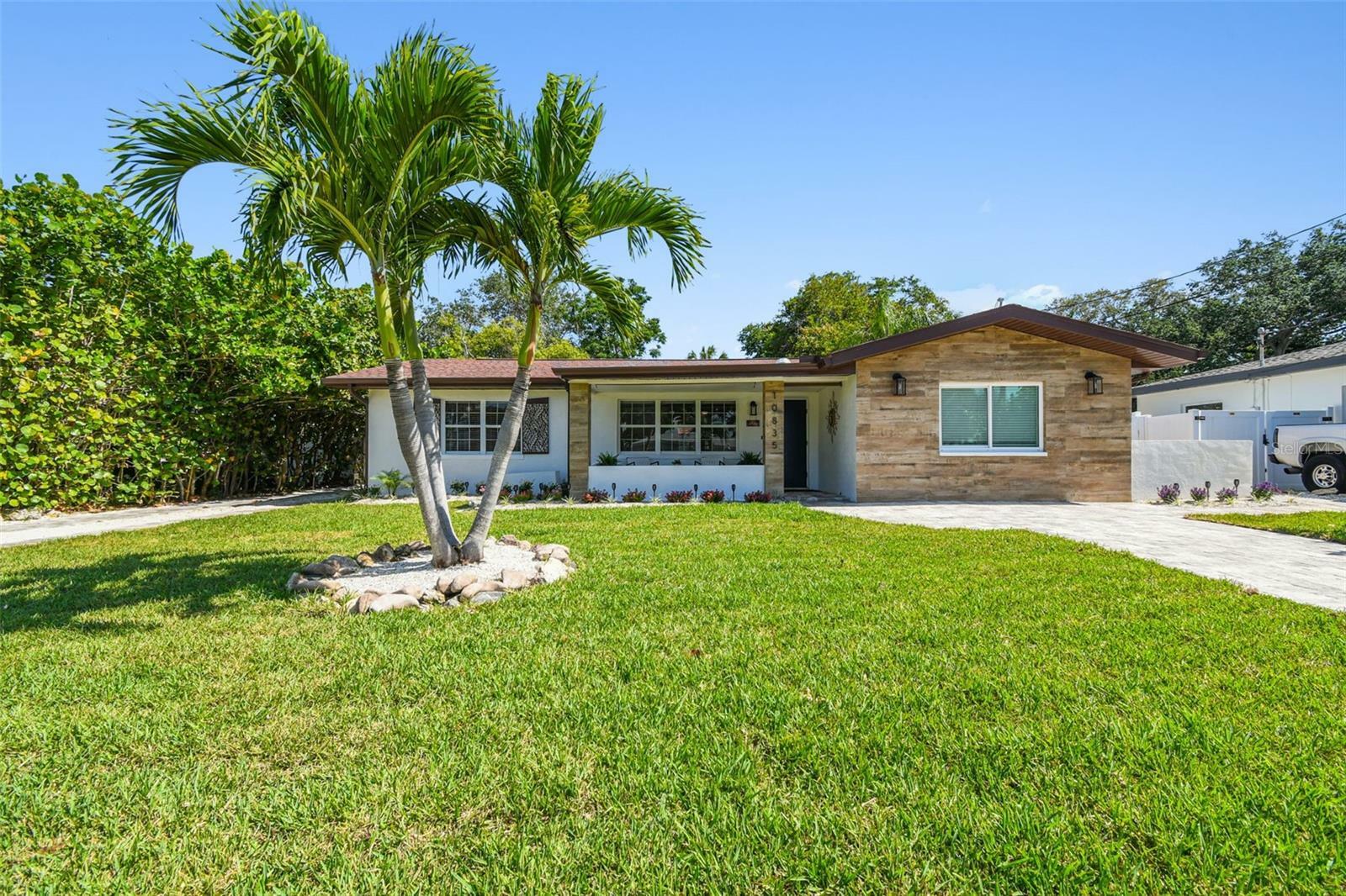 Property Photo:  10835 Seminole Drive N  FL 33708 