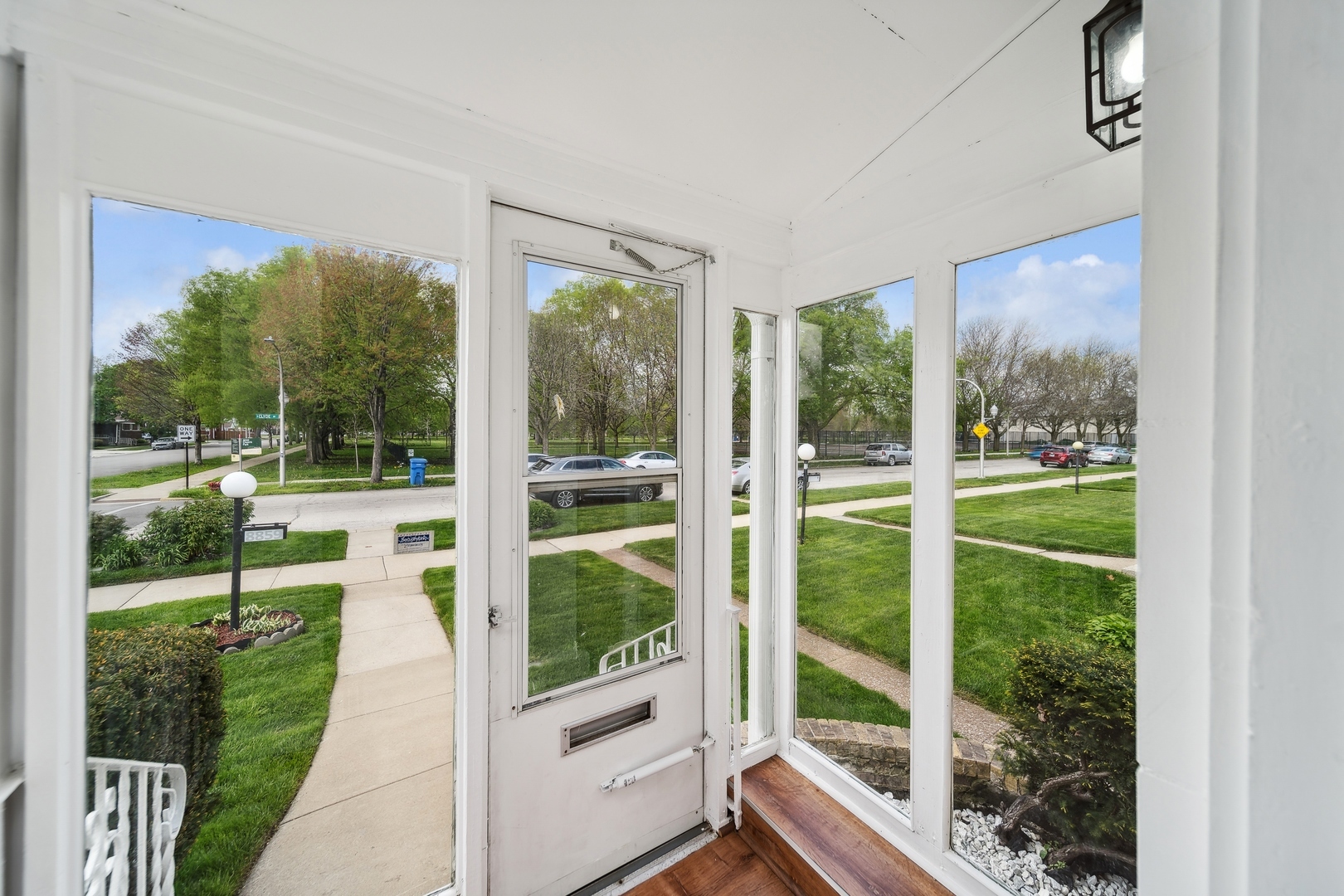 Property Photo:  8859 S Clyde Avenue  IL 60617 