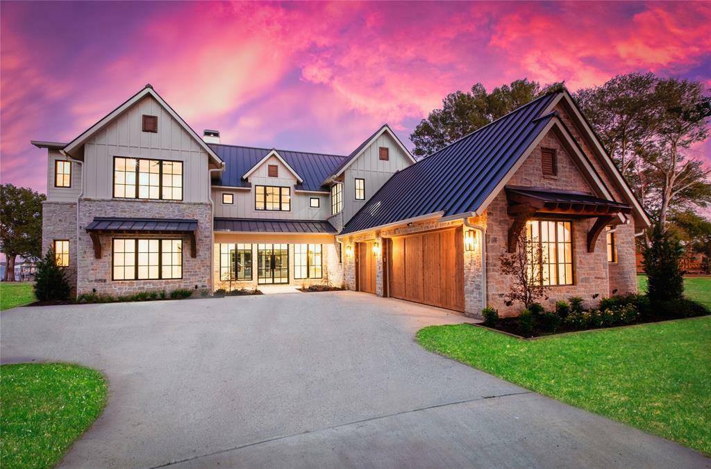 Property Photo: 2566 Groves Drive TX 75143