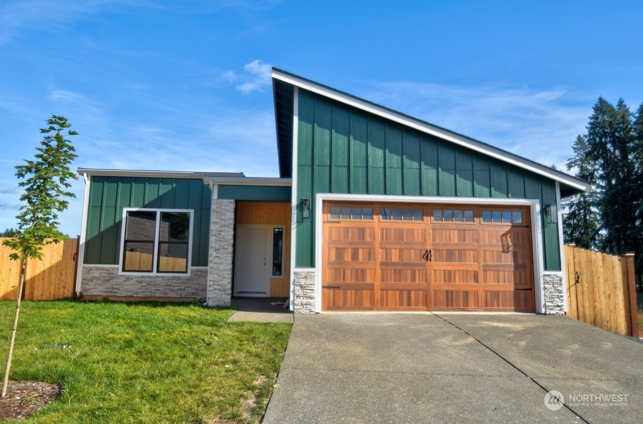 Property Photo:  2122  Hawks View Lane  WA 98596 