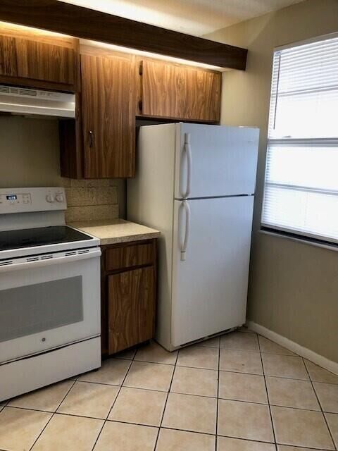 Property Photo:  3525 Village Boulevard 305  FL 33409 