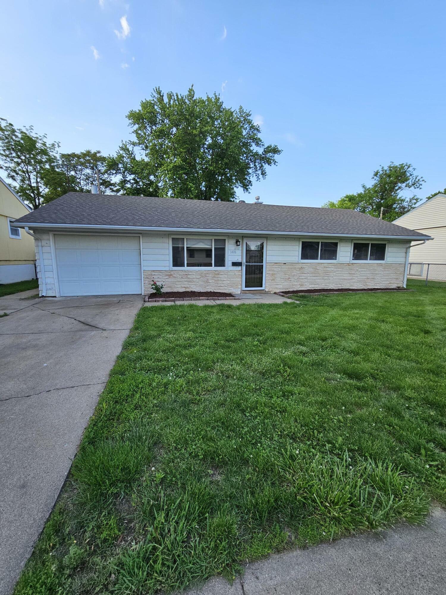 Property Photo:  1406 Holiday Drive  IA 51510 