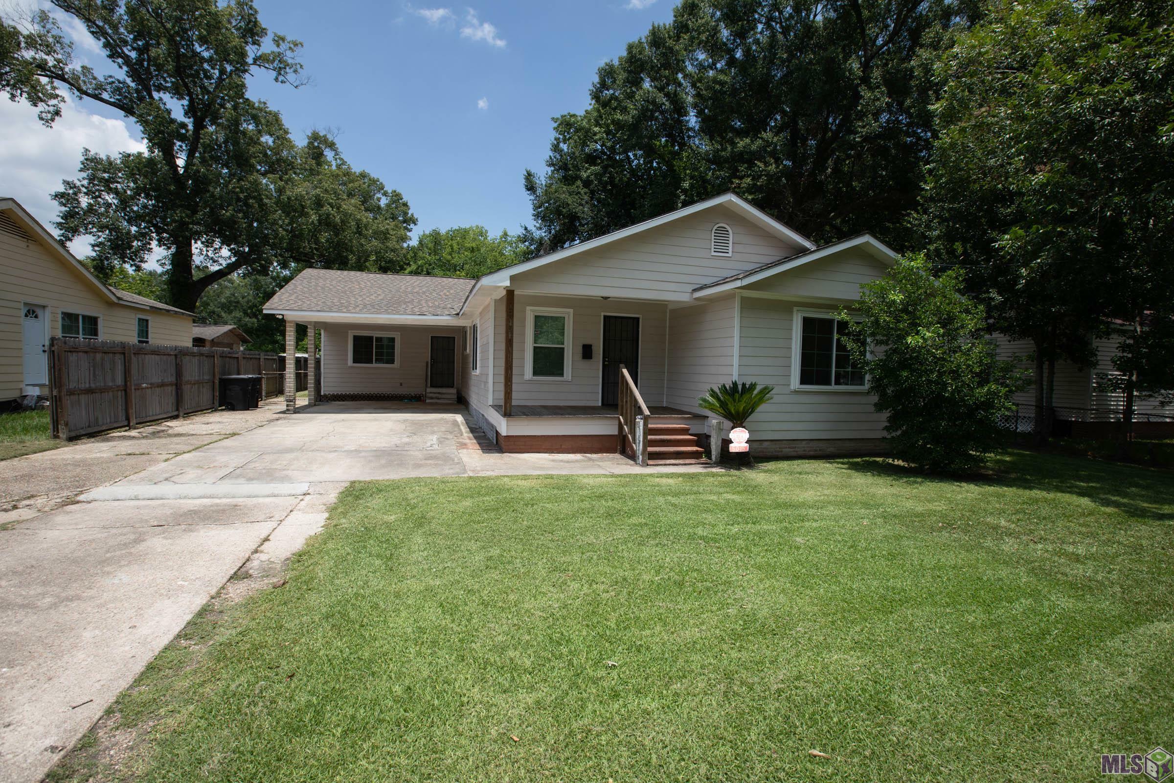 Property Photo:  5015 Sumrall  LA 70811 