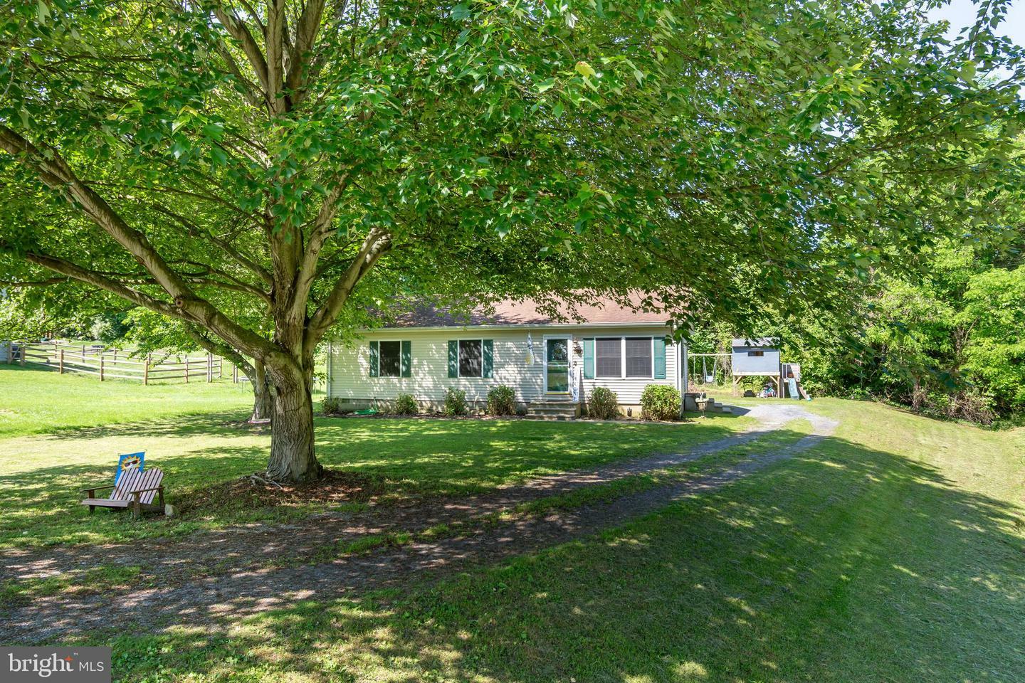 Property Photo:  129A Manor Avenue  MD 21620 