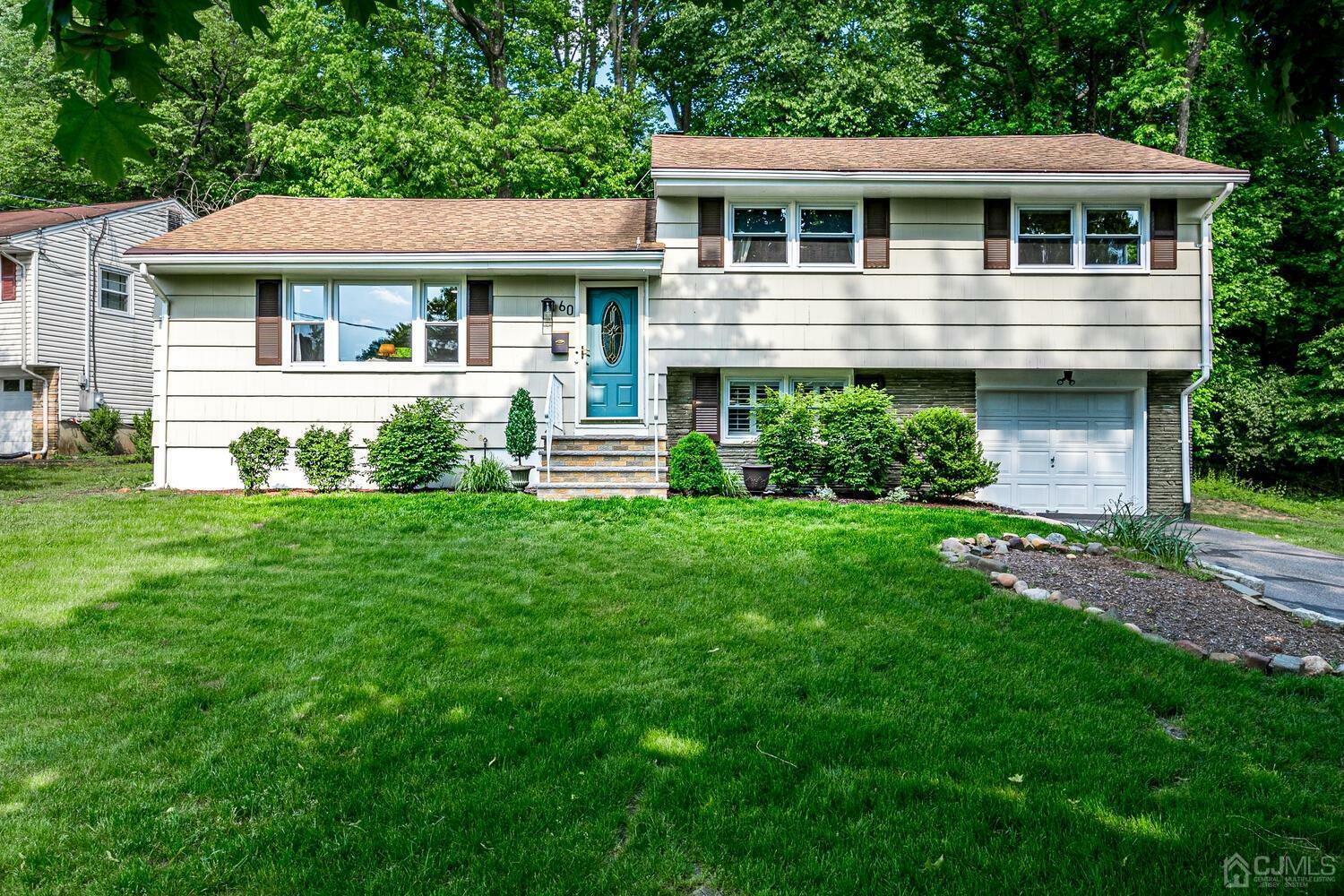 Property Photo:  60 Brockton Court  NJ 08840 