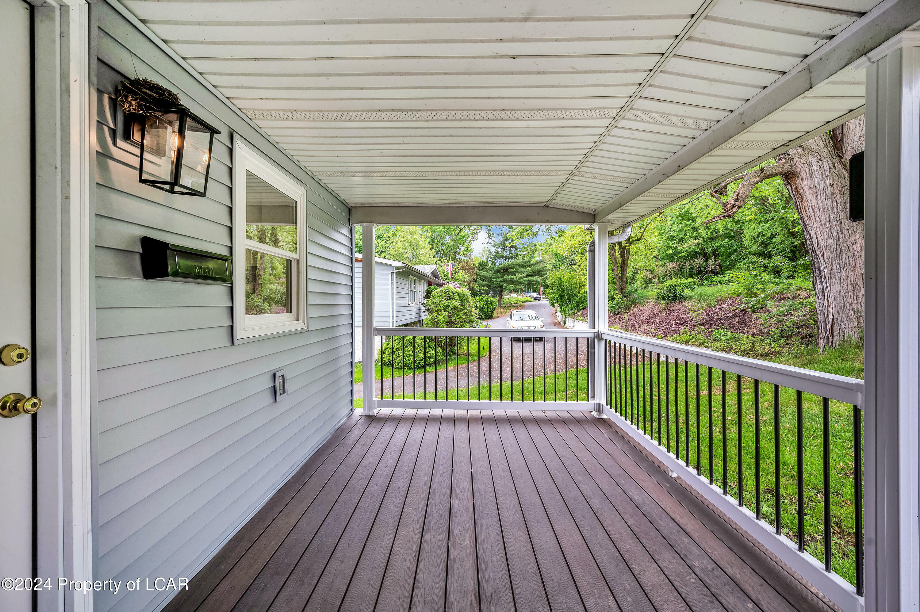 Property Photo:  178 Foote Avenue  PA 18642 