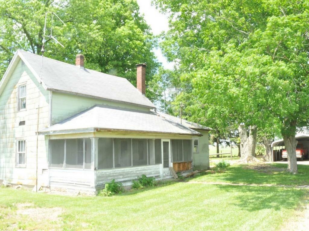 Property Photo:  5554 W State Road 234  IN 47362-9756 