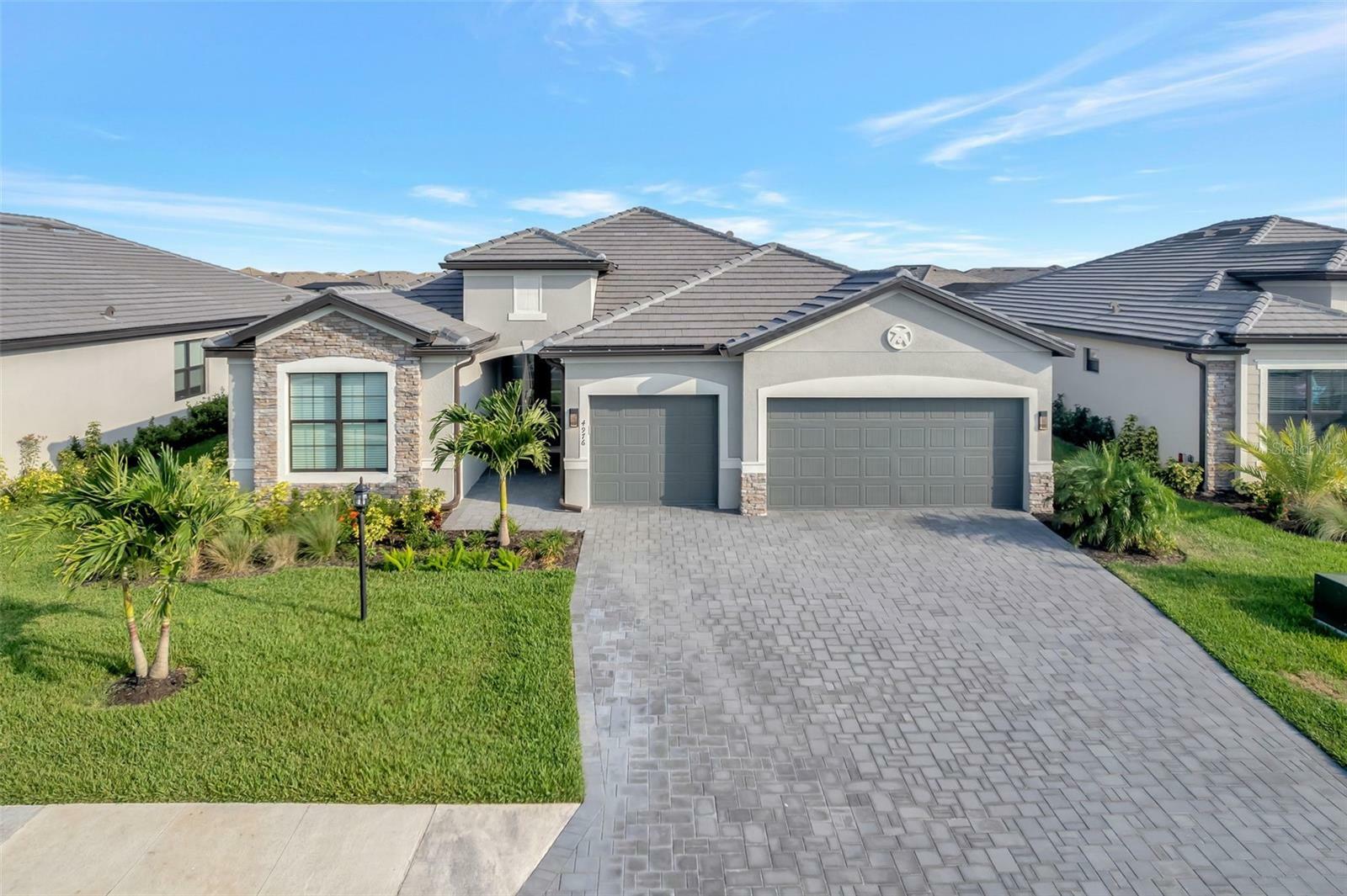 Property Photo:  4976 Seafoam Trail  FL 34211 