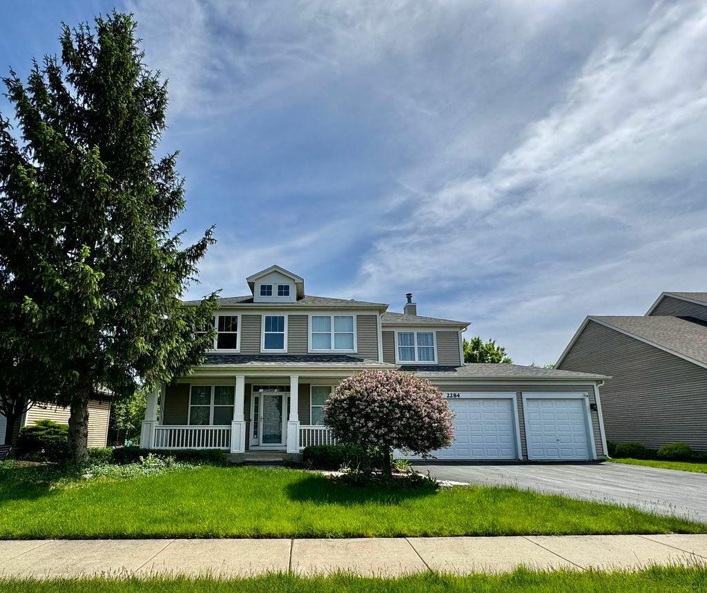 Property Photo:  2284 Trailside Lane  IL 60084 