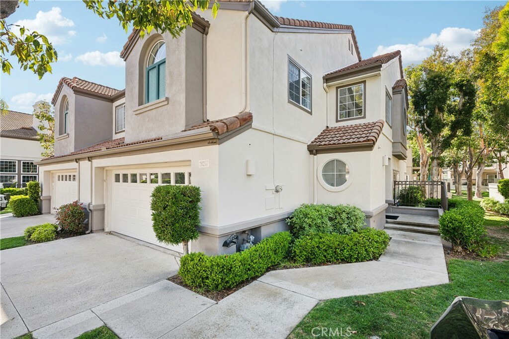 Property Photo: 26237 Palisades CA 92692