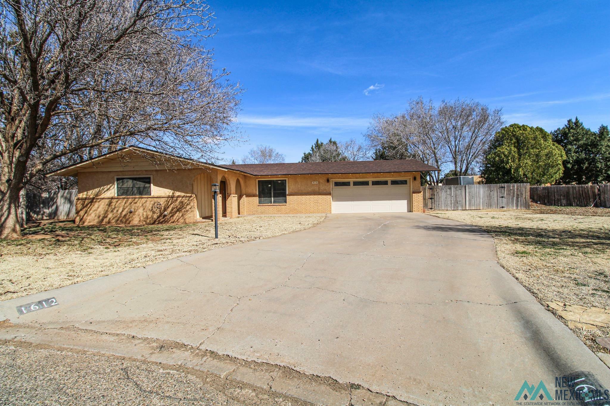 Property Photo:  1612 Layton Court  NM 88130 