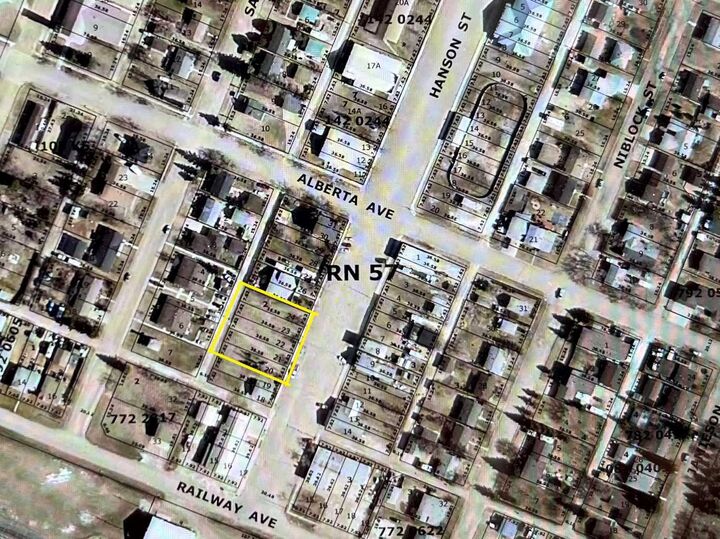 109 Hanson Street — photo 1