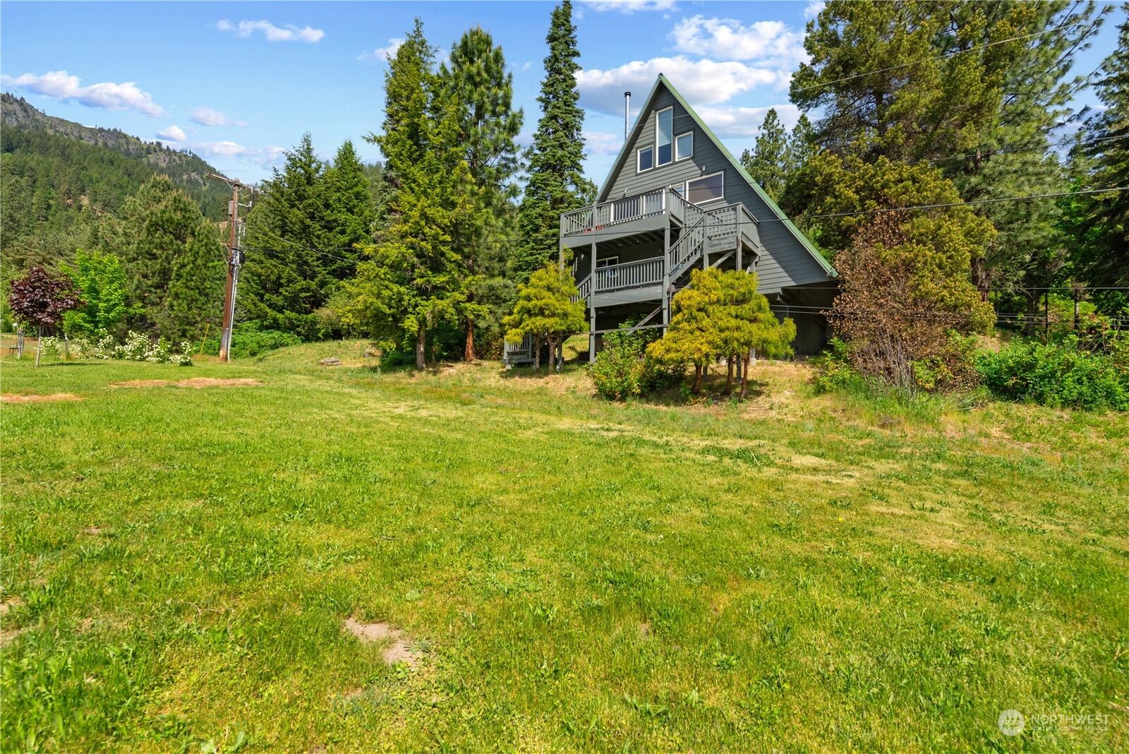 Property Photo:  10620 Ski Hill Drive  WA 98826 