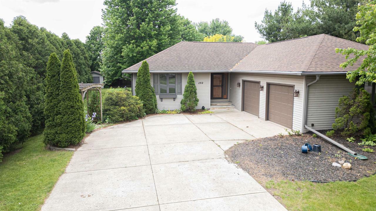 Property Photo:  1712 East Williams Drive  WI 53511 
