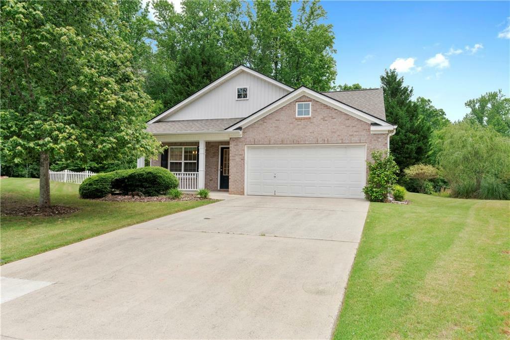 5661 Ashmoore Court  Flowery Branch GA 30542 photo