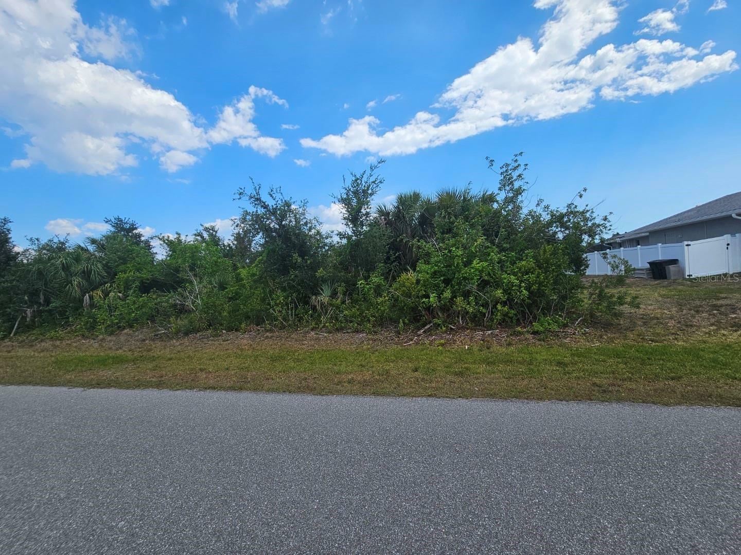 Property Photo:  15595 Stuart Circle  FL 33981 