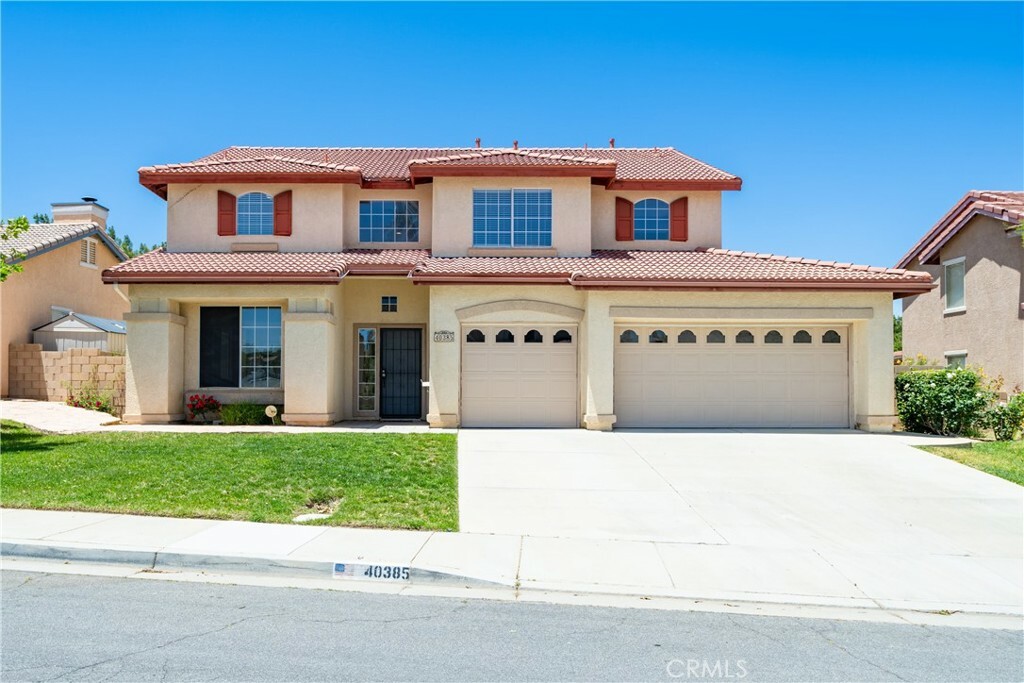 Property Photo: 40385 Encanto Place CA 93551