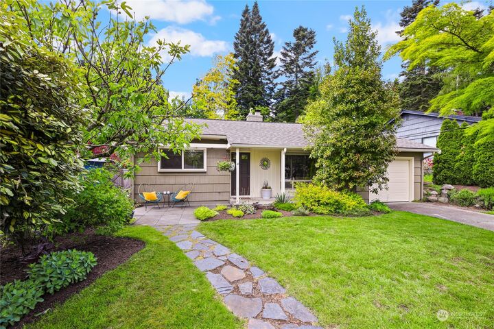 Property Photo:  11021 28th Avenue NE  WA 98125 