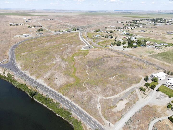 Property Photo: 12109 E Ruppert WA 99320