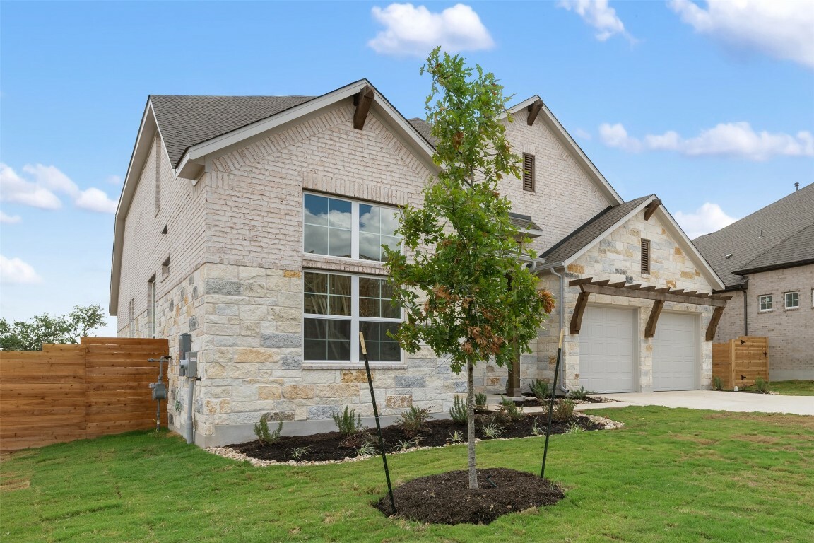 Property Photo: 17405 Angelique Drive TX 78738