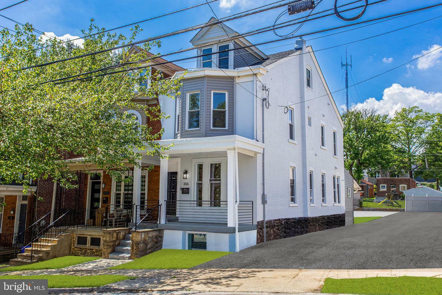 Property Photo:  306 Fountain Street  PA 19128 