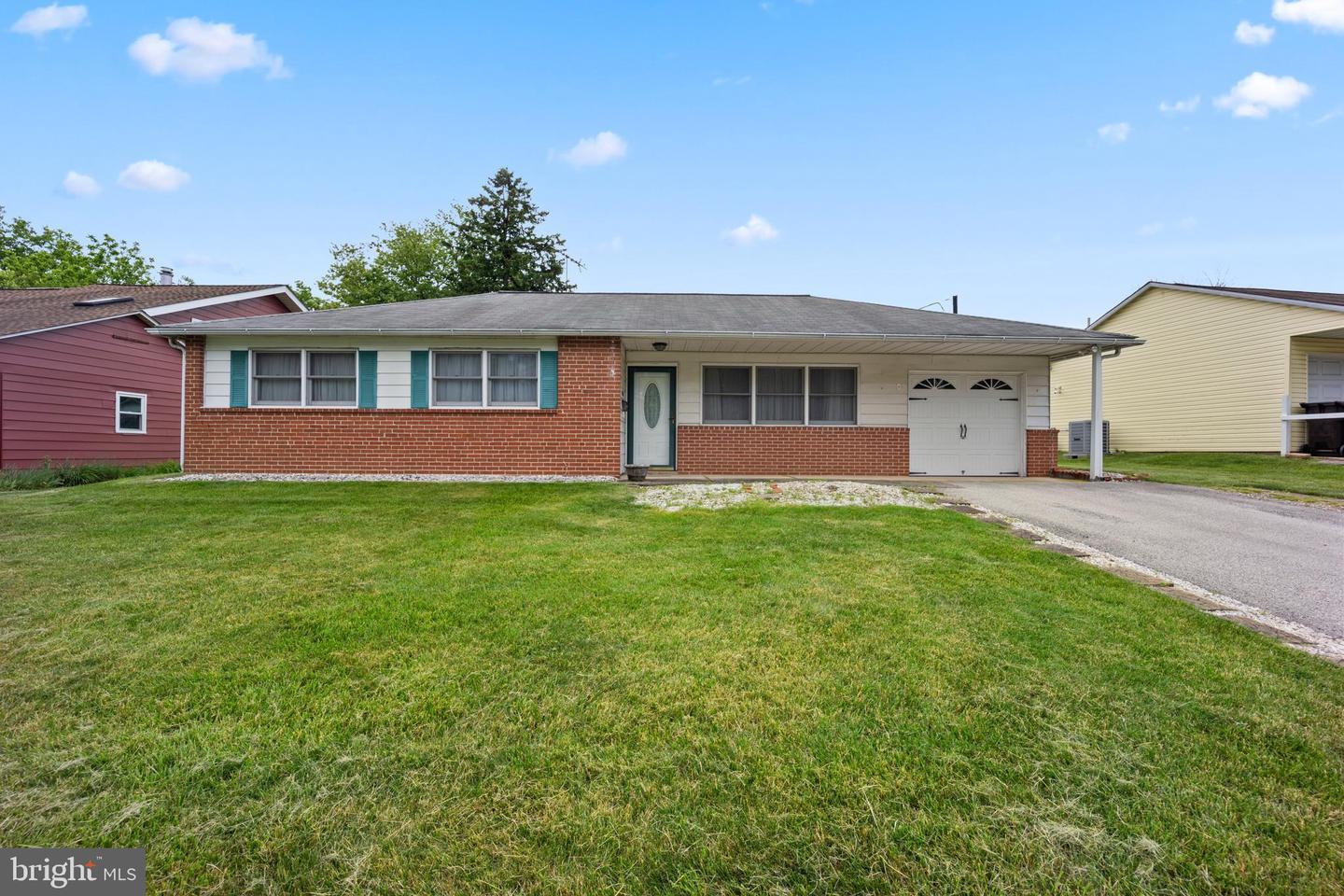 Property Photo: 2906 Stoney Creek Road PA 19401
