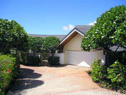 2071 Meakanu Place  Honolulu HI 96821 photo