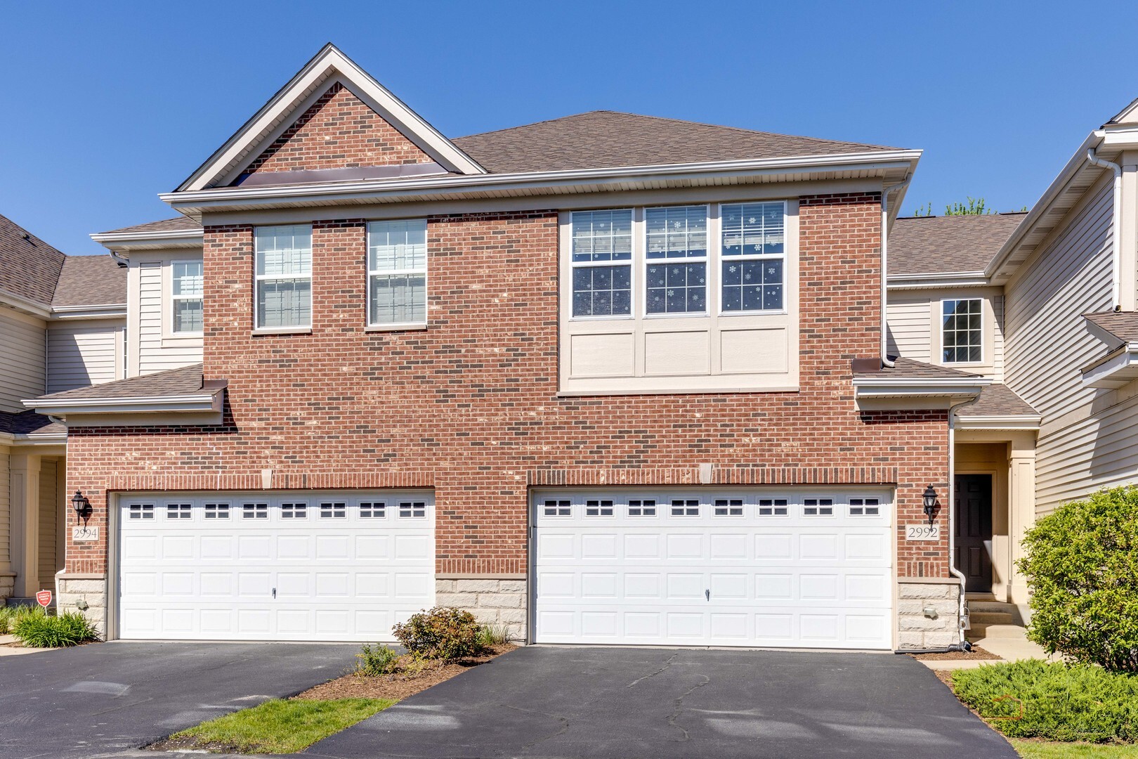 Property Photo: 2992 Henley Lane IL 60540