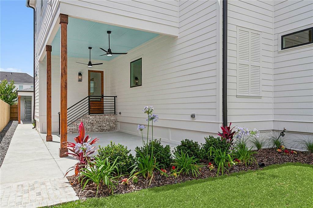 Property Photo:  6808 Orleans Avenue  LA 70124 