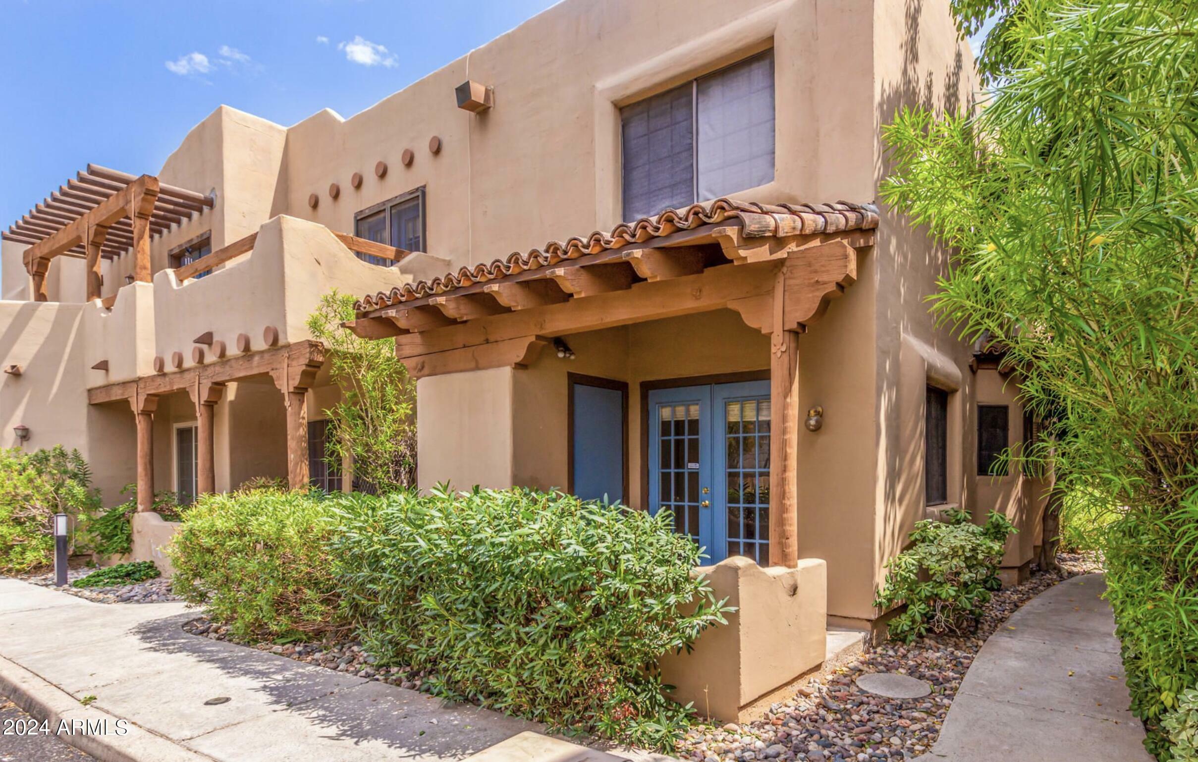 Property Photo:  1446 E Grovers Avenue Unit 13  AZ 85022 