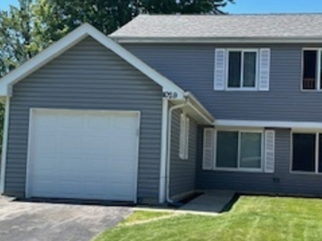 Property Photo: 1029 Pheasant Run Lane IL 60504
