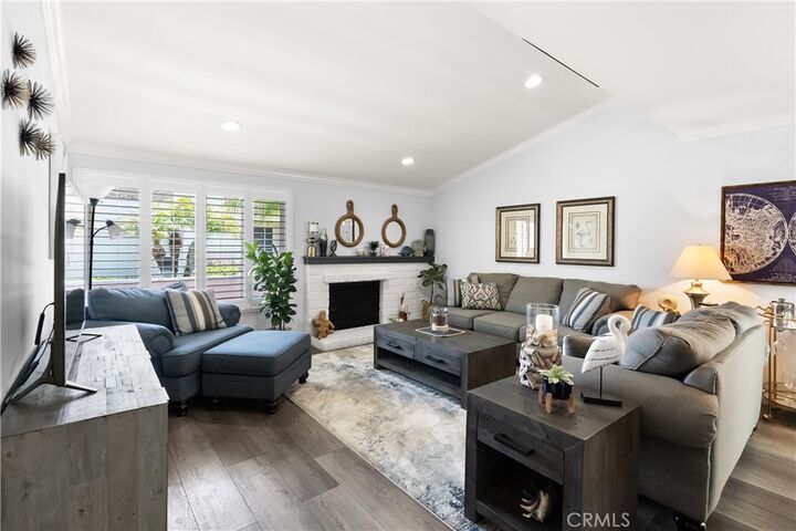 Property Photo:  68 Seacrest  CA 90803