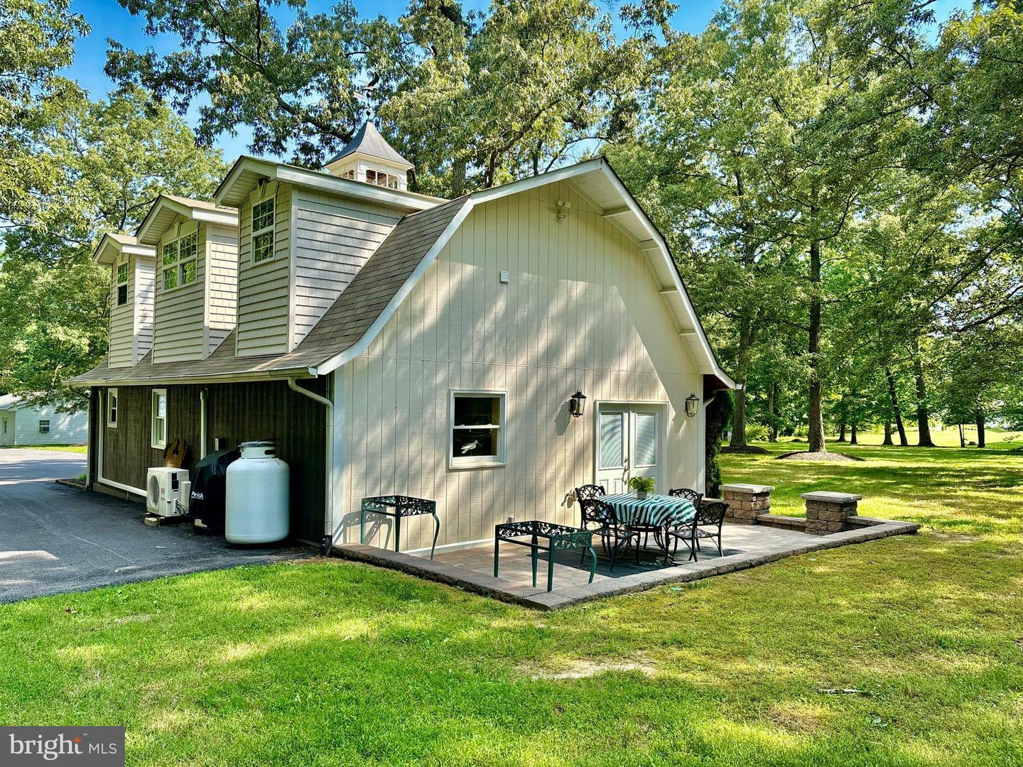 Property Photo:  6605 Ellenwood Drive  MD 20646 