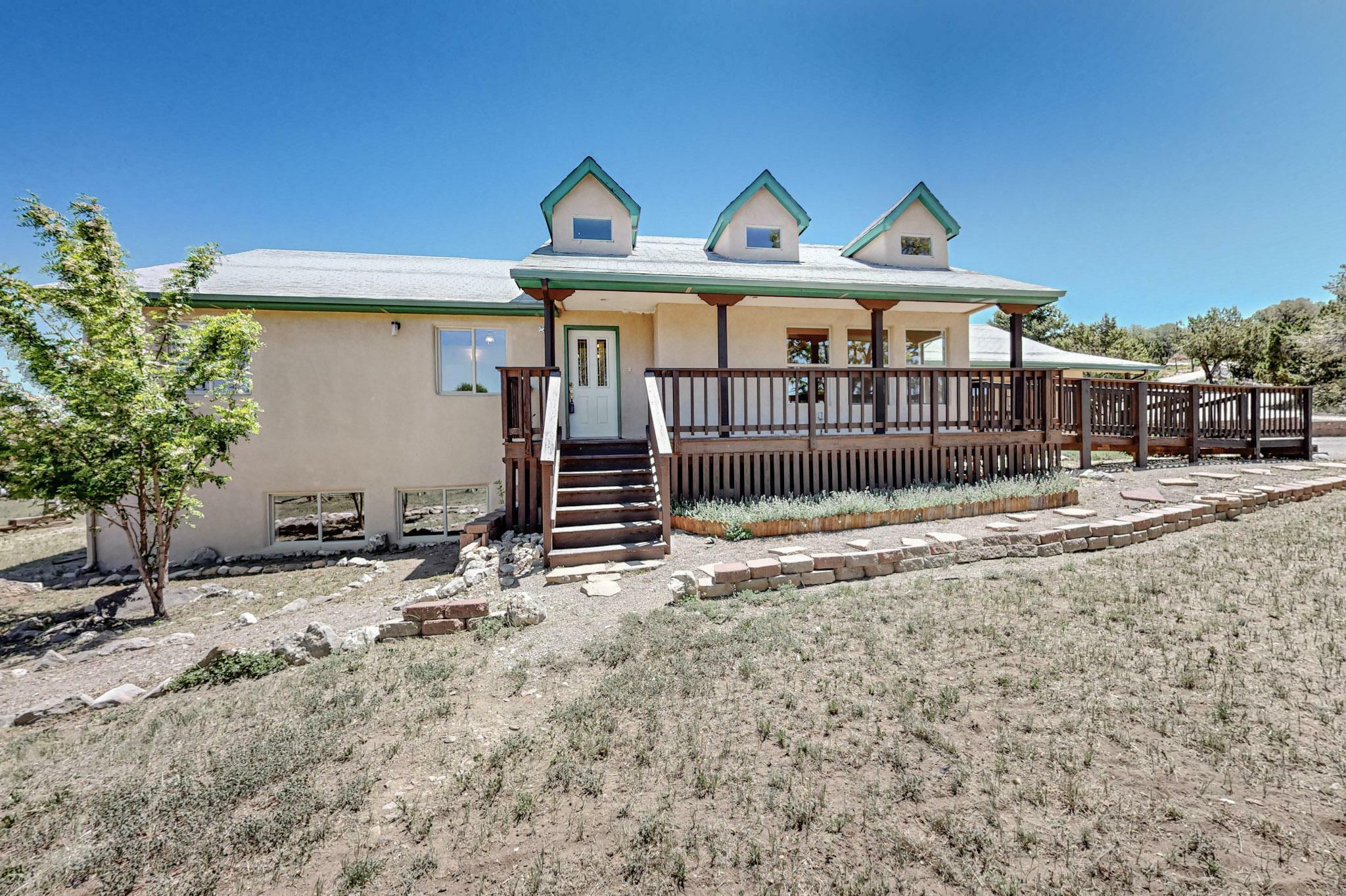 Property Photo:  1 Arbolado Court  NM 87015 