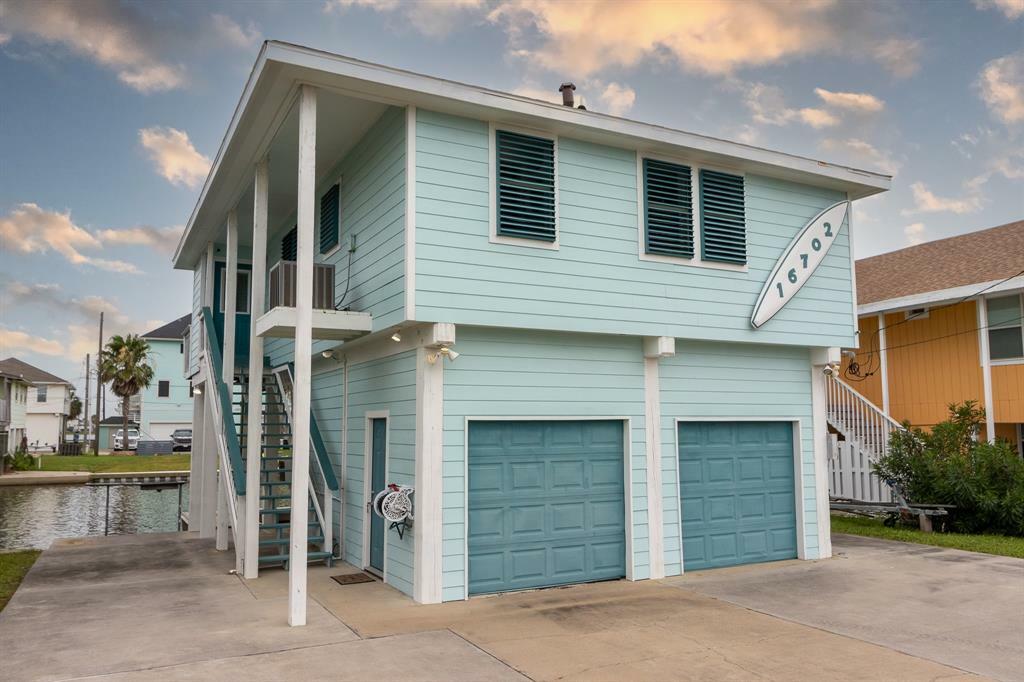 16702 Tahiti Way  Jamaica Beach TX 77554 photo