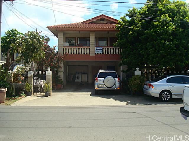 Property Photo: 1809 Kahanu Street HI 96819