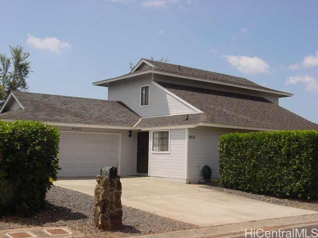 Property Photo:  