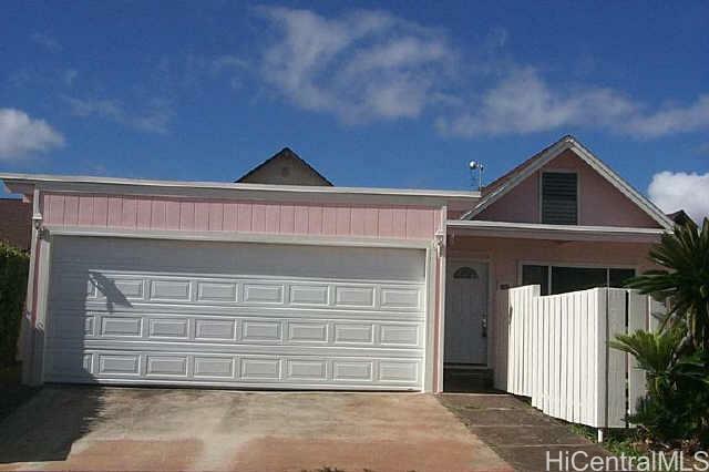 Property Photo:  