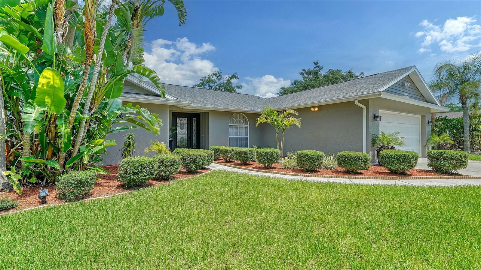 Property Photo:  2453 Briar Oak Circle  FL 34232 