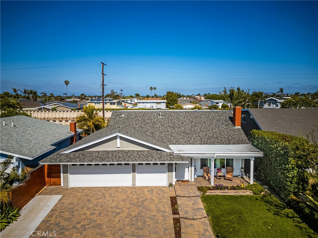 Property Photo:  20422 Harbor Isle Lane  CA 92646 